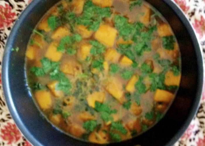 Banana Squash in Tamarind Sauce - Tangy, Tasty and Easy to Cook.