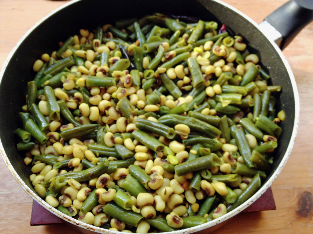 String Beans and BlackEyed Peas Curry Curry of India and More...