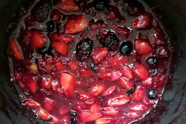2 Easy Healthy Berry Pie-SI