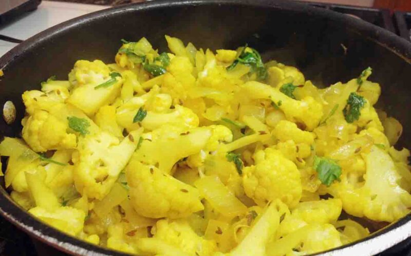 Cauliflower, Onion and Cumin Curry 6-SI