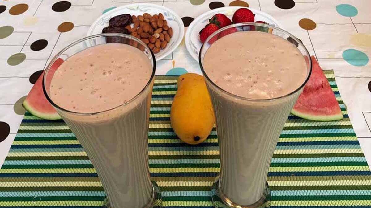 Delicious Healthy Fruits Nuts Dates Smoothie 4