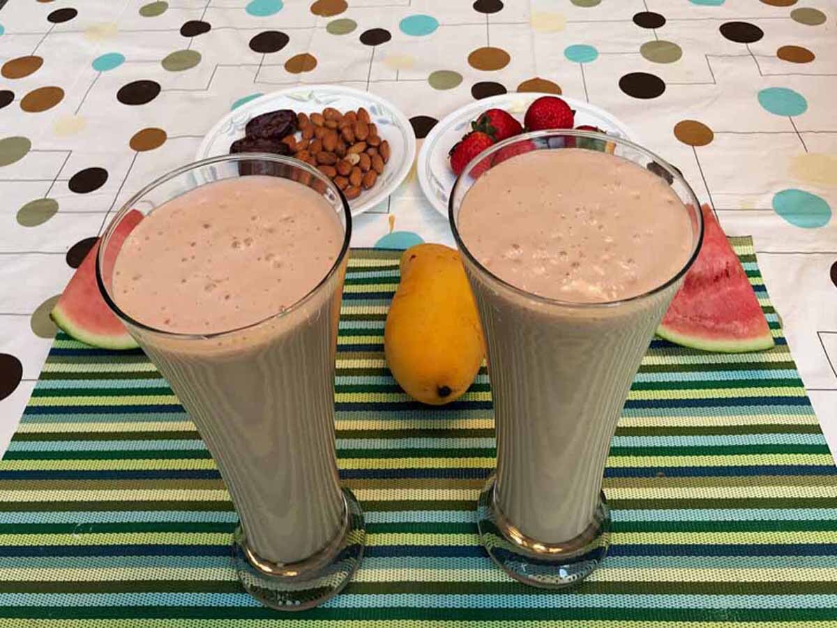 Delicious Healthy Fruits Nuts Dates Smoothie 4