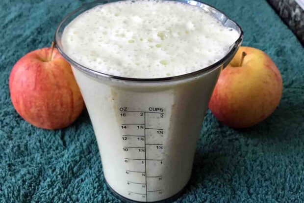 Fruit Nuts Medley Shake