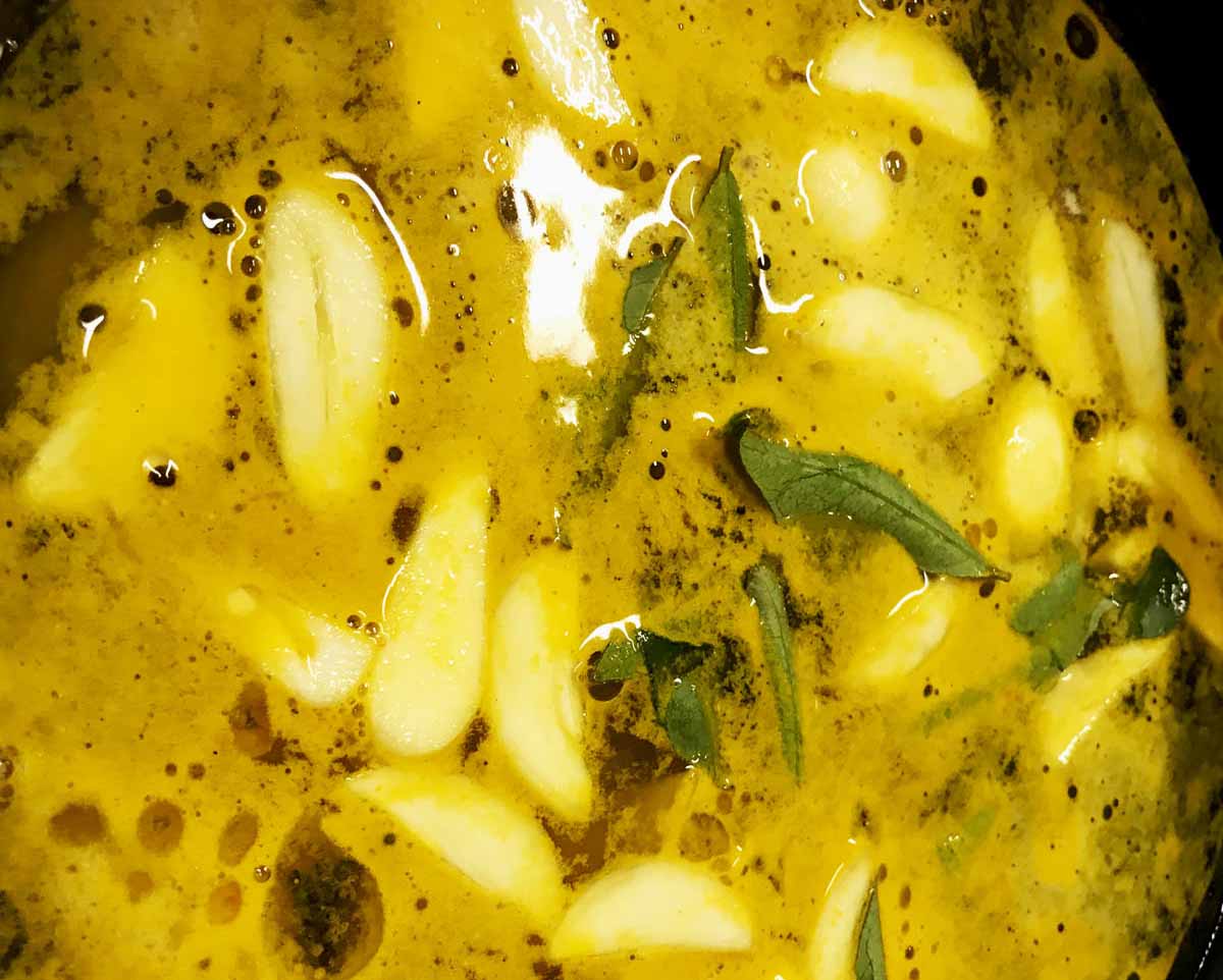 Easy Garlic Rasam